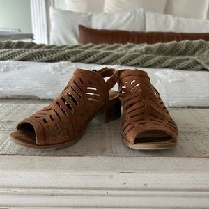 COPY - Cat & Jack Little Girls Heels